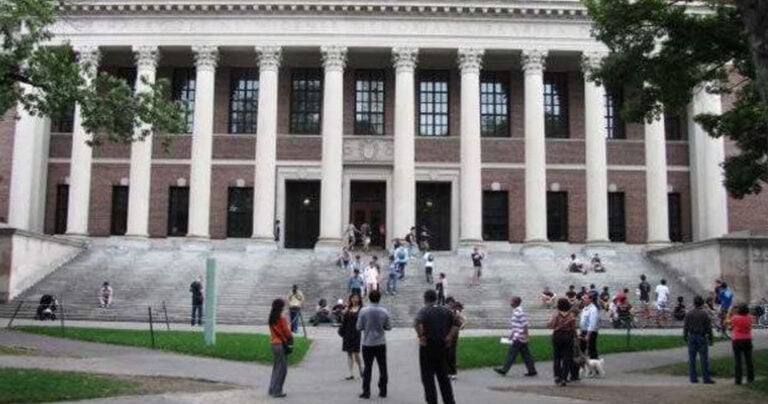 Χάρβαρντ: Ο Τσίπρας στην κορυφή των χειρότερων διαπραγματευτών του 2015!