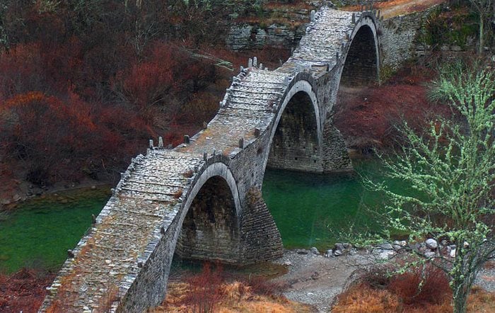 Ζαγοροχώρια: Σαράντα έξι πανέμορφα χωριά σκαρφαλωμένα στα βουνά των Ιωαννίνων