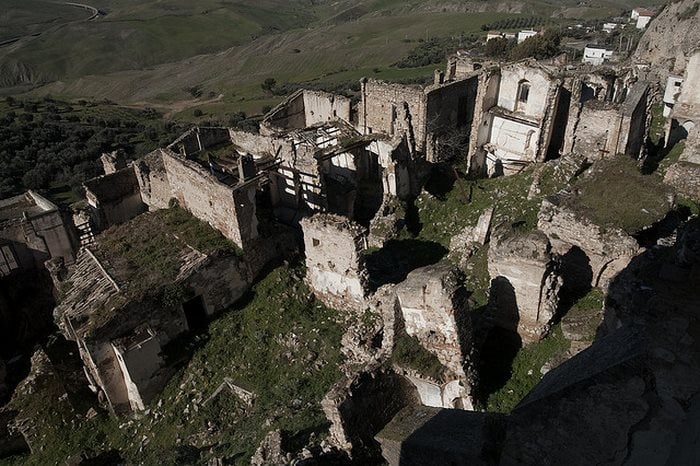 Craco: Μια Ελληνική “πόλη-φάντασμα” στην.. Ιταλία!