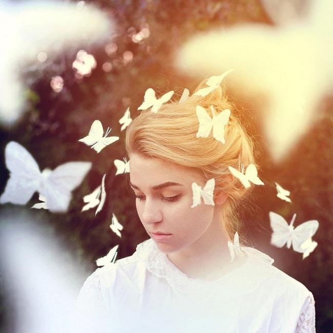 3440855-R3L8T8D-650-surreal-self-portraits-rachel-baran-17