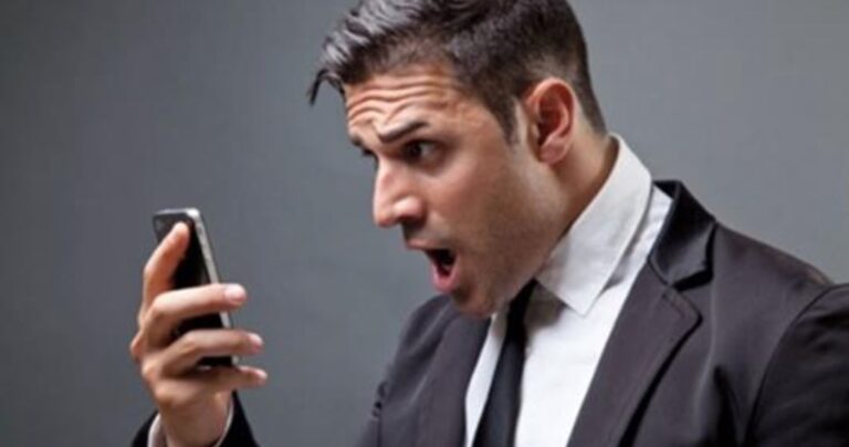 Μαθηματικό τρικ που ενθουσιάζει: Βρίσκει την ηλικία σας και το νούμερο παπουτσιού σας!