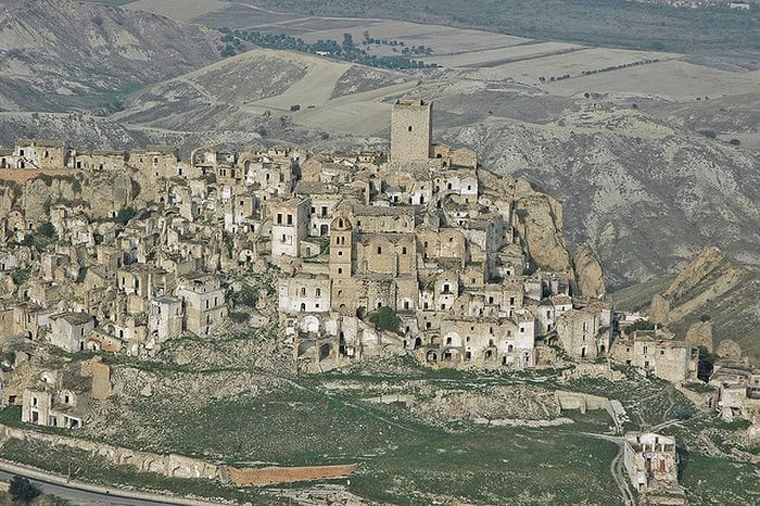 Craco: Μια Ελληνική “πόλη-φάντασμα” στην.. Ιταλία!