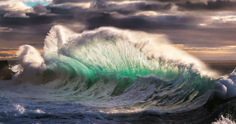 40 μαγευτικές φωτογραφίες κυμάτων που «σπάνε»!