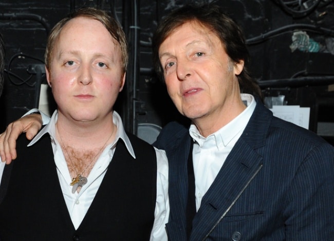 17855610-R3L8T8D-650-showbiz-james-paul-mccartney