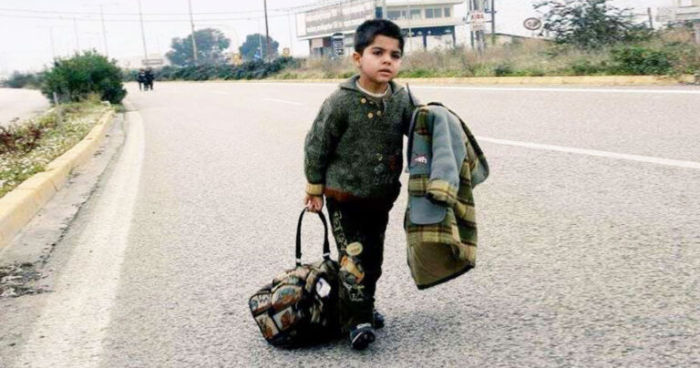 Μόνος σου αγόρι μου. Είσαι η κιβωτός του 21ου αιώνα.