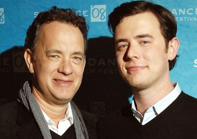 17865460-R3L8T8D-650-tom-hanks-768