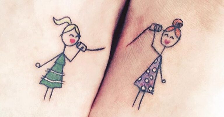 50 υπέροχα ταιριαστά τατουάζ αποκλειστικά για αδελφές.