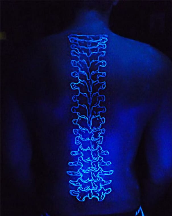 glow-in-dark-tattoos-uv-black-light-531__605