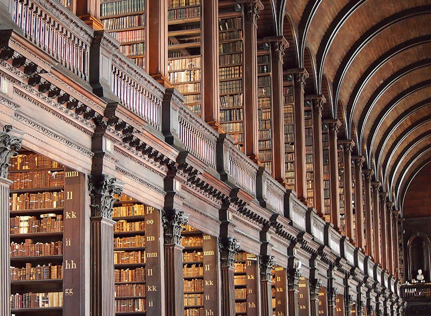 trinity-college-long-room-library-dublin-13