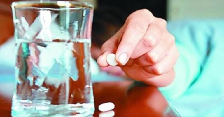 Γιατί δεν πρέπει να κόβουμε την αντιβίωση στη μέση;
