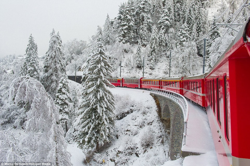 31F2FE0100000578-0-The_Bernina_Express_which_connects_Chur_in_eastern_Switzerland_t-a-46_1457355339819