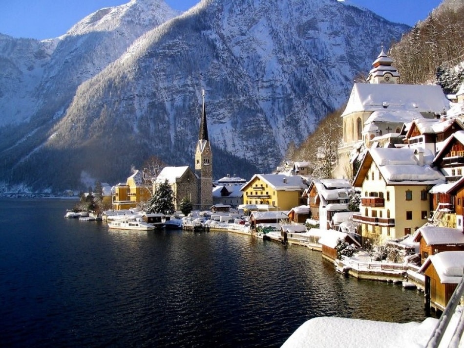 5043505-R3L8T8D-950-WebsitePicture-hallstatt-haus-sarstein-familie-fischer-13-934x-1