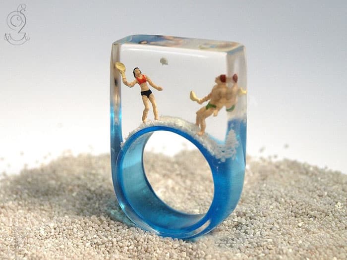 miniature-worlds-inside-jewelry-isabell-kiefhaber-18