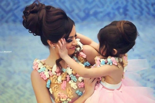 651055-650-1458218697-Cute-Mommy-Daughter-Matching-Outfit-Ideas