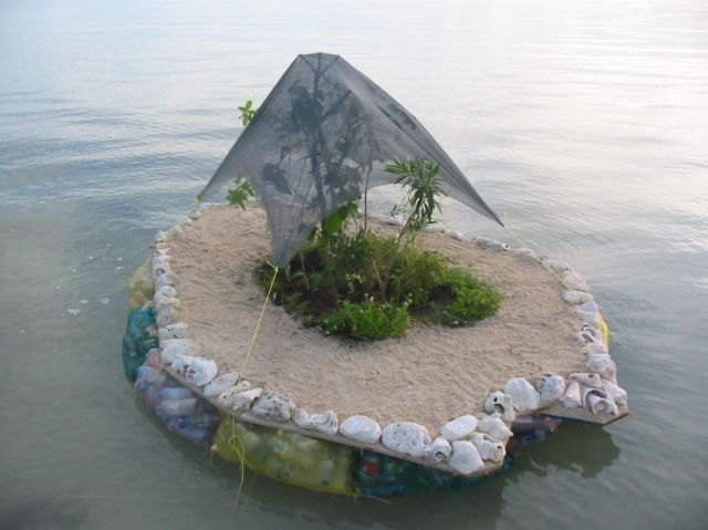 man-made-island-recycled-bottles-10