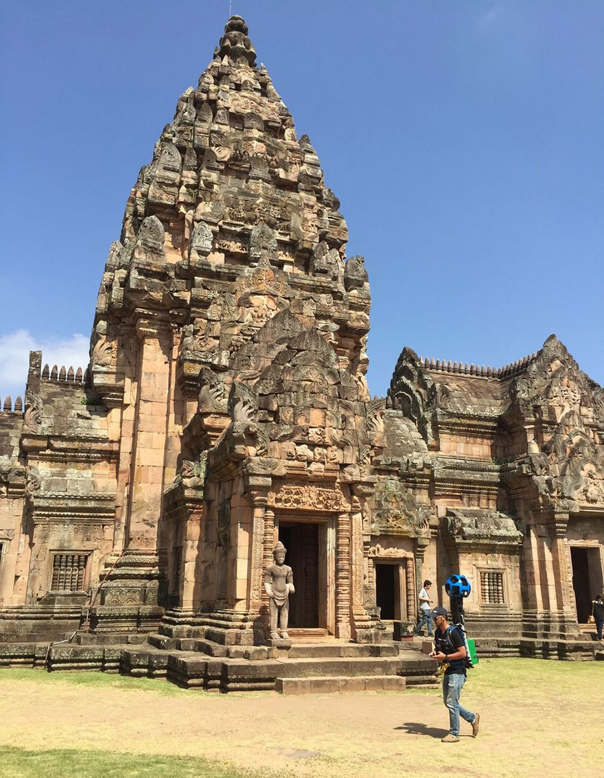 street-view-guy-walks-500km-thailand-google-2