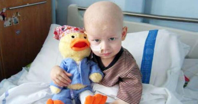 Στάσου δίπλα σε έναν μαχητή του καρκίνου.