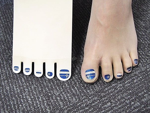 toe-nail-art-polish-stockings-japan-25