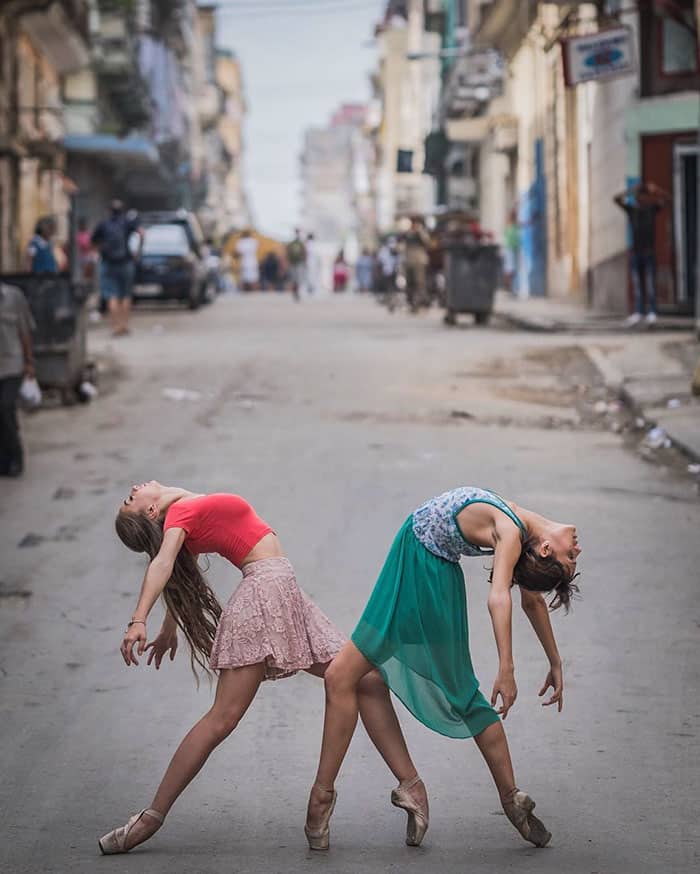 ballet-dancers-cuba-omar-robles-13-5714f5eb3102a__700