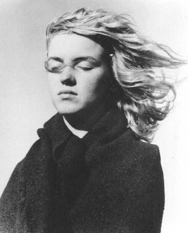 young-marilyn-monroe-norma-jeane-dougherty-andre-de-dienes-malibu-15-605x750