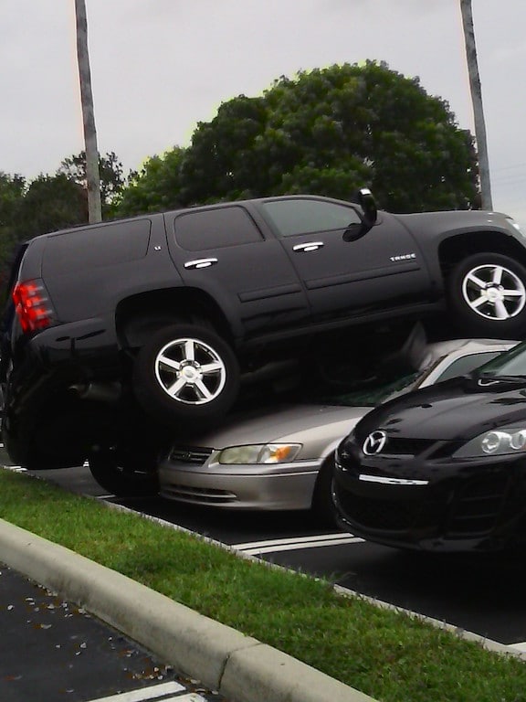 I was at the doctors the other day and in the parking lot I saw this... - Imgur