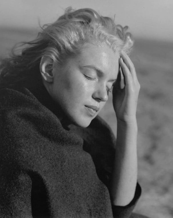 young-marilyn-monroe-norma-jeane-dougherty-andre-de-dienes-malibu-10-605x759