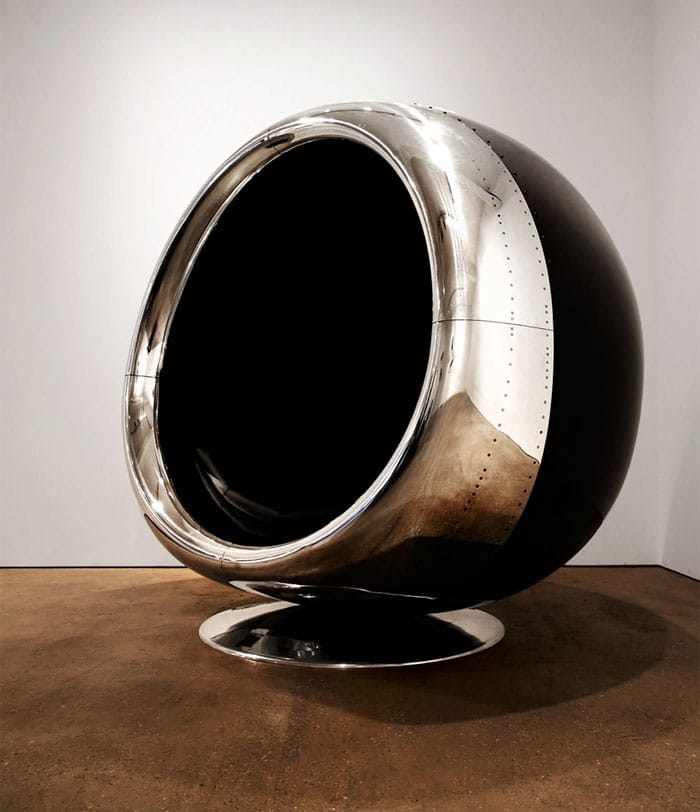 boeing-737-jet-engine-chair-cowling-fallen-furniture-3a