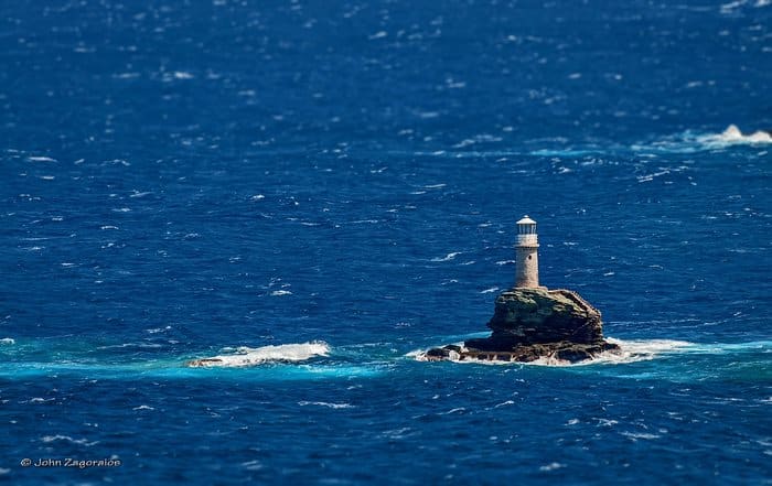 Ένας από τους ωραιότερους φάρους στον κόσμο βρίσκεται στην Άνδρο!