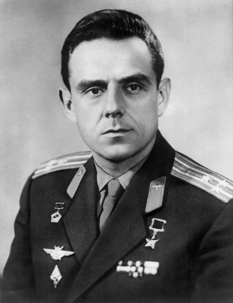 vladimir-komarov-portrait