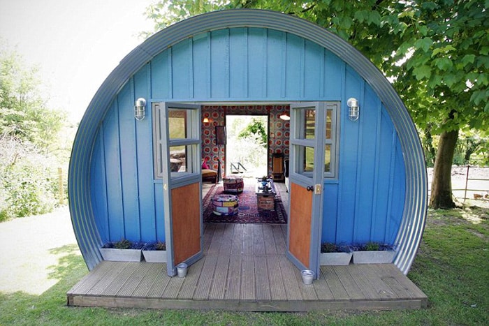 she-sheds-garden-man-caves-13-570774b04f3bb__700