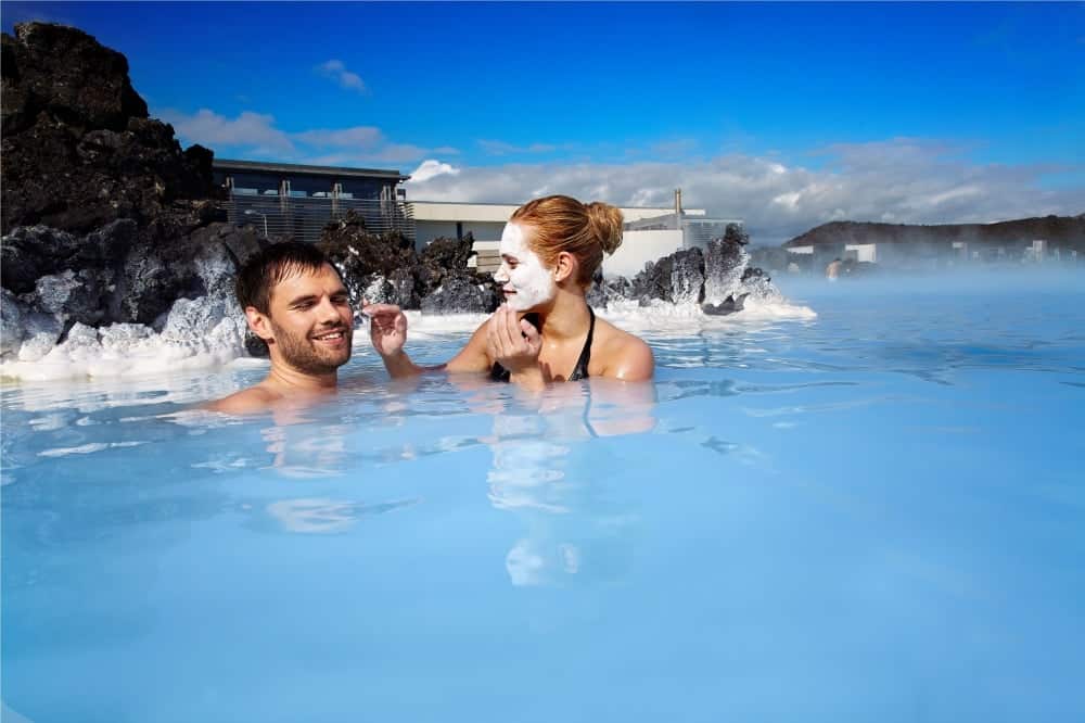 295955-1000-1451639697-Blue-Lagoon-couple-with-silica