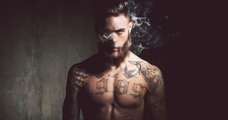 «Τον άντρα να τον κρίνεις από τις πράξεις.»