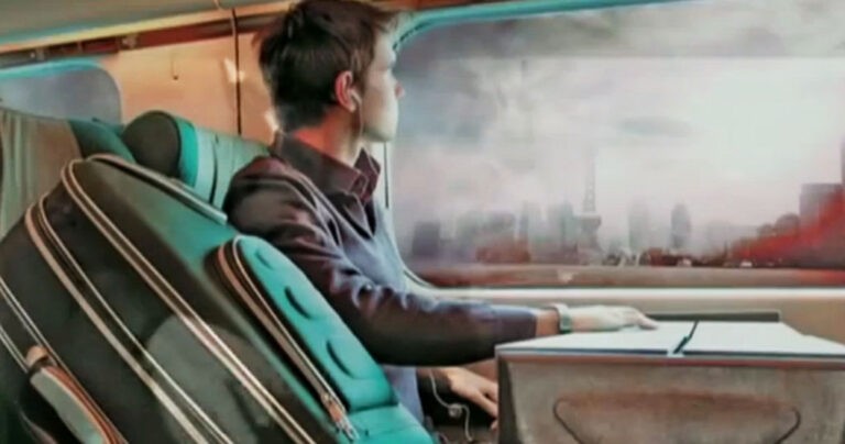 Μαμά μην κλαις θα τα λέμε στο skype