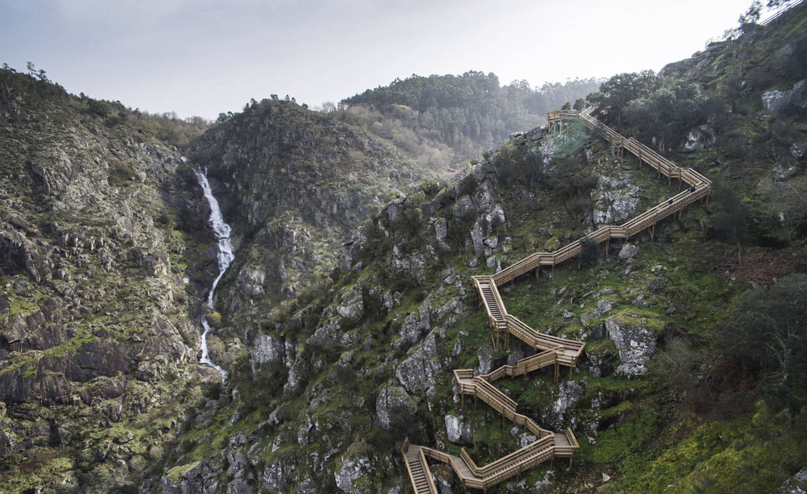 Paiva-Walkways-photos-by-Nelson-Garrido-2
