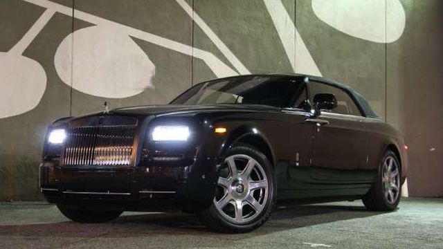 ROLLS-ROYCE PHANTOM COUPE-640