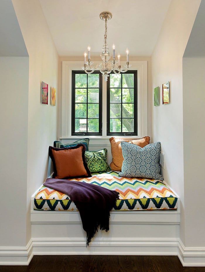 cozy-reading-nooks-book-corner-20-57318873811e7__700