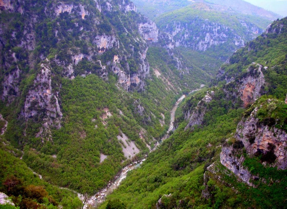 zagoroxoria_Vikos_gorge