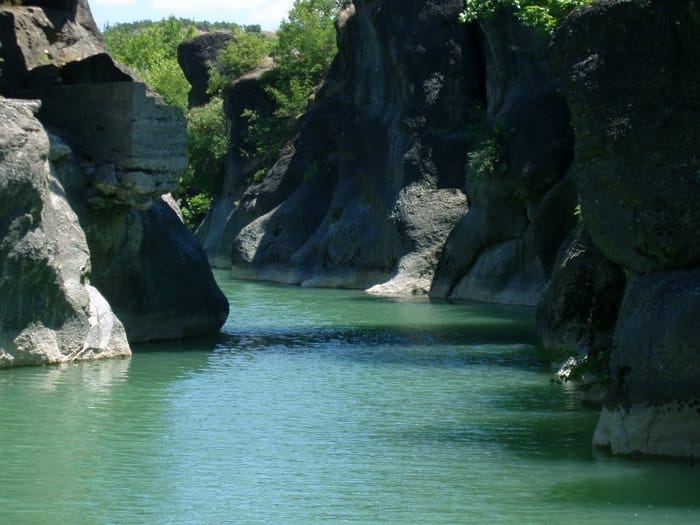 Ένας από τους ωραιότερους ποταμούς της Ελλάδας βρίσκεται στα Γρεβενά!