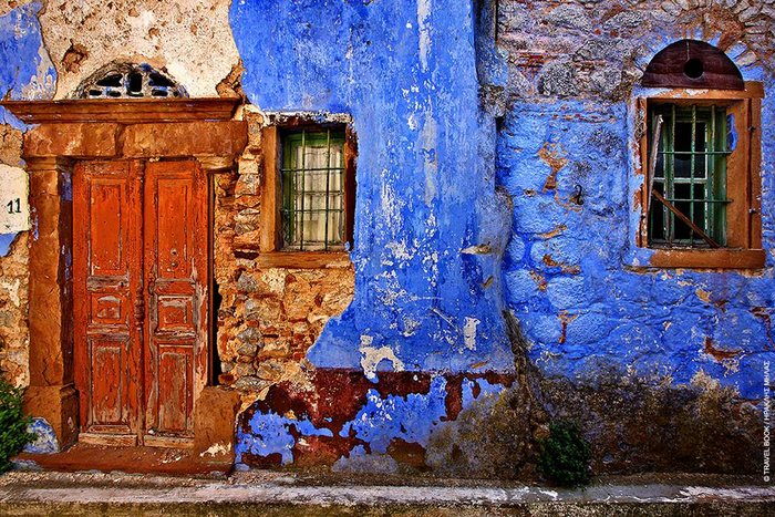 Χίος: Χρώμα με μνήμες στη Βέσσα, στα Νοτιόχωρα της Χίου