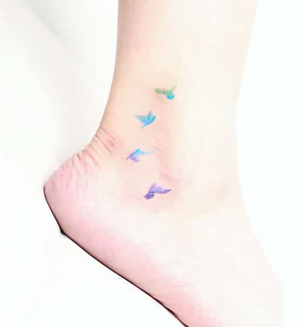 tiny-foot-tattoo-ideas-101-57517d2e08f28__605