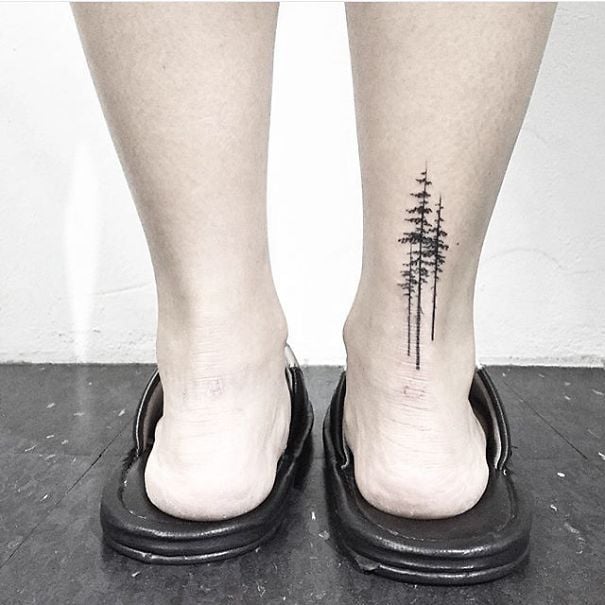 tiny-foot-tattoo-ideas-105-57517dfd18cf3__605