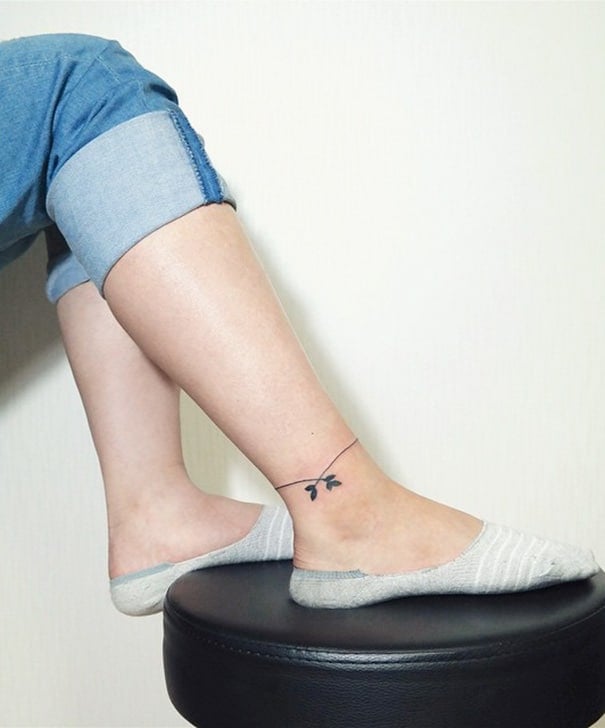 tiny-foot-tattoo-ideas-32-575015bb61259__605