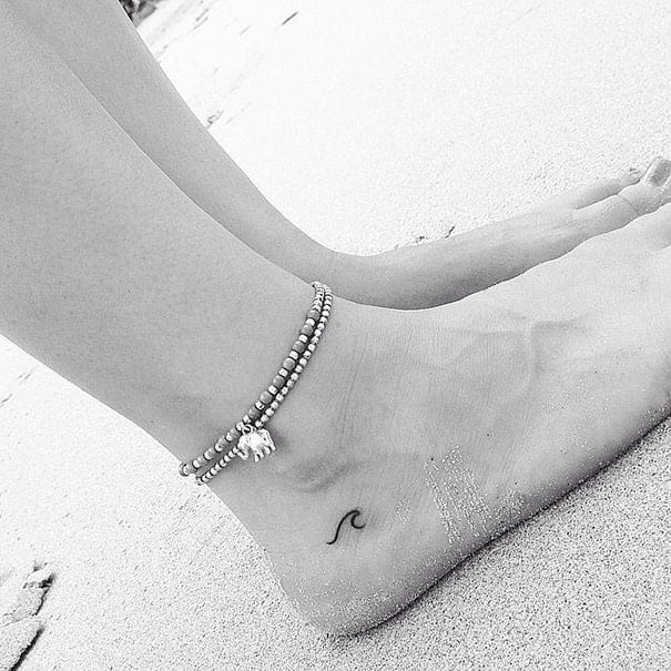 tiny-foot-tattoo-ideas-5-5750157784467__605