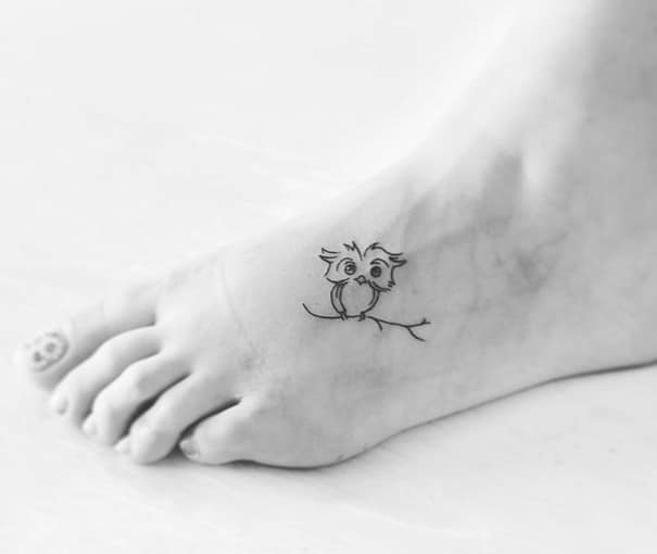 tiny-foot-tattoo-ideas-74-5751437c42bd4__605