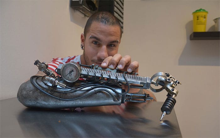 prosthetic-arm-tattoo-artist-jc-sheitan-tenet-jl-gonzal-2