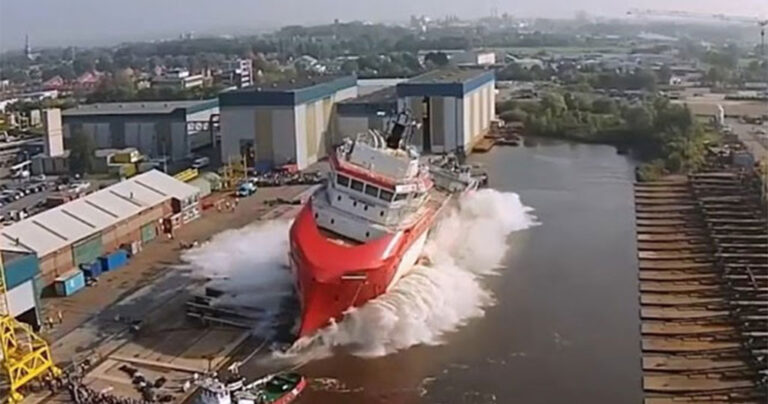 Καθελκύσεις πλοίων που εντυπωσιάζουν και προκαλούν δέος