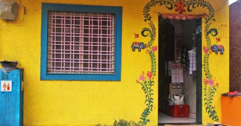 Το χωριό που τα κτήρια δεν έχουν πόρτες