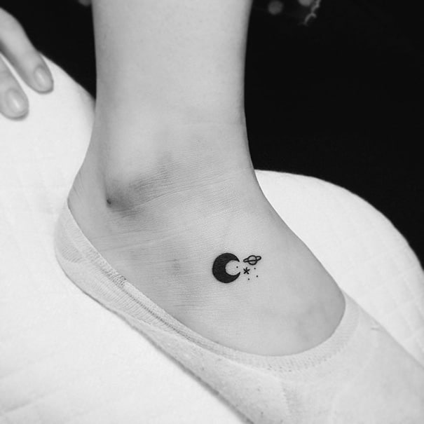 tiny-foot-tattoo-ideas-30-575015b749d42__605