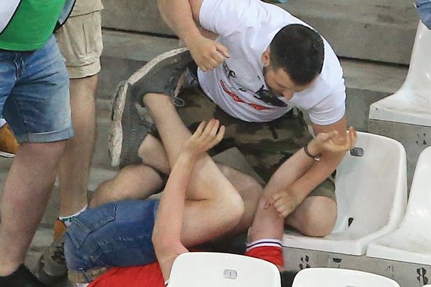 Russian-fans-attack-England-fans