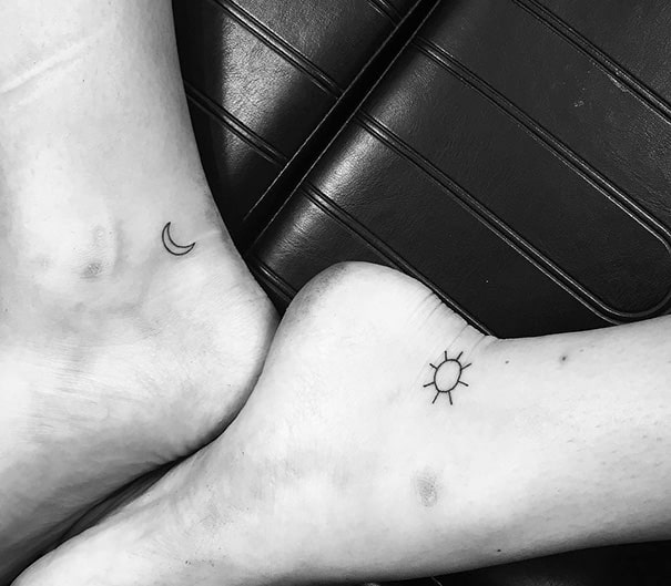 tiny-foot-tattoo-ideas-12-57501587cf7d3__605